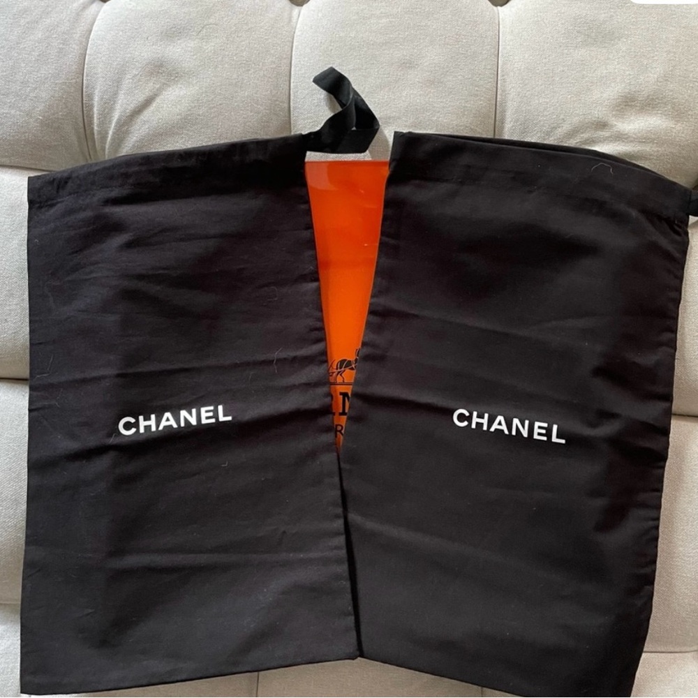 CHANEL Black Dust Covers